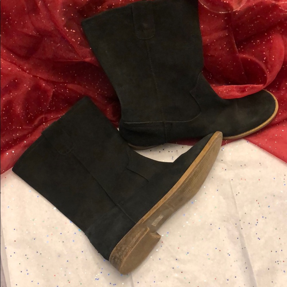 Free People black suede booties